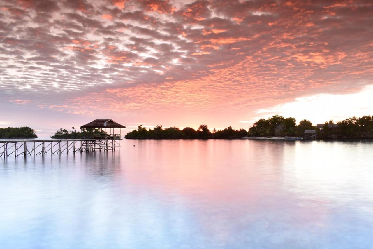 Araya Dive Resort Togean Bomba Екстер'єр фото