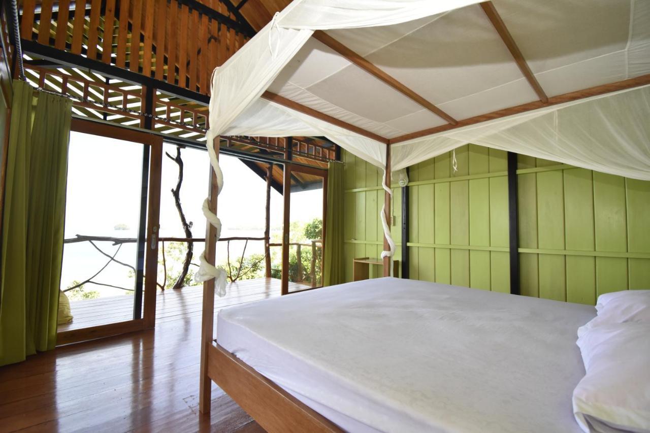 Araya Dive Resort Togean Bomba Екстер'єр фото